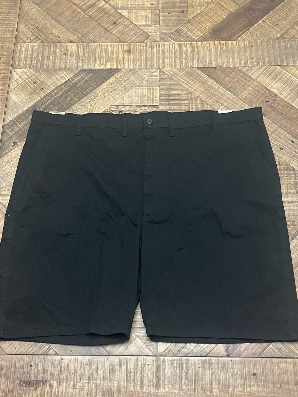 Wrangler Men's Flat Front Relaxed Fit Chino Shorts in black